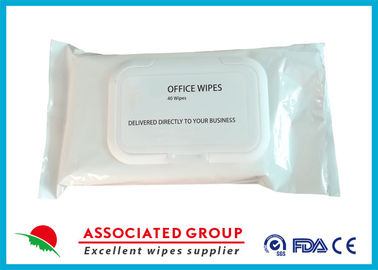 Pre Moistened Spunlace Towels Antibacterial Hand Wipes For Cleaning / Deodorizing Surfaces